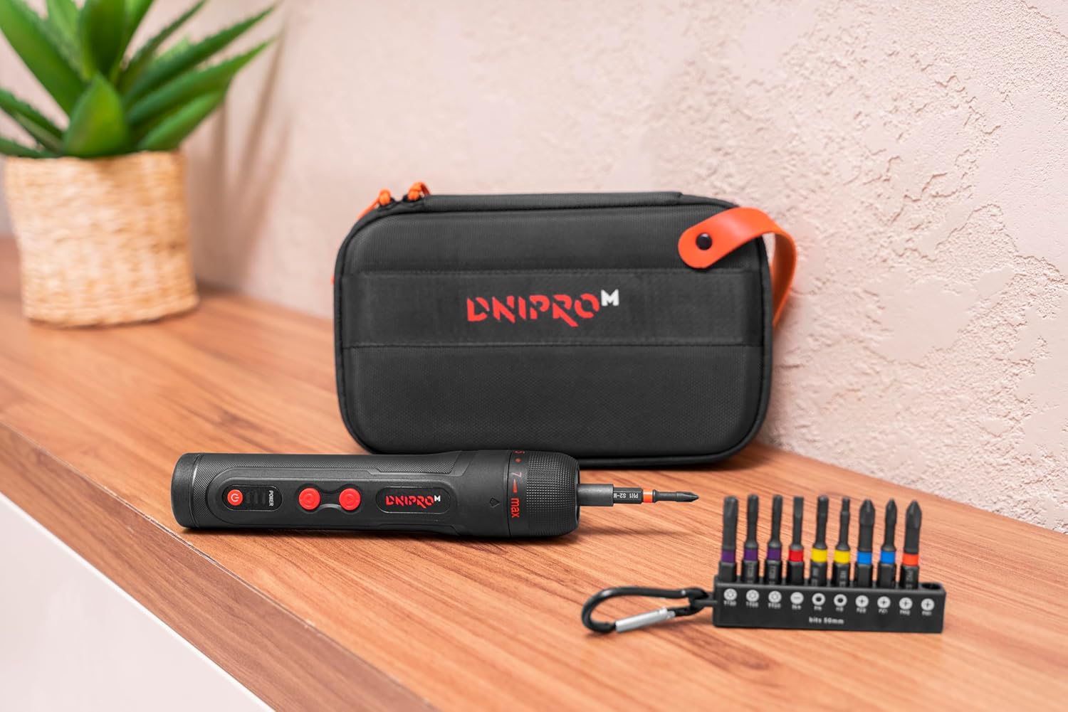 Destornillador Eléctrico Inalámbrico 3.6V Dnipro-M CSD-40X – 4.5 Nm Automático / 10 Nm Manual, Embrague de 8 Posiciones, LED Circular, Cable USB-C y Estuche con 10 Puntas