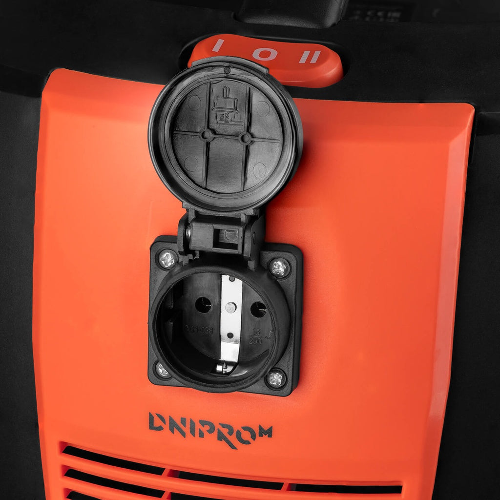 Aspirador Seco y Húmedo Industrial Dnipro-M VCW-30SA Autoclean 1600W – Capacidad de 30L, Sistema de Autolimpieza de Filtro, Toma Sincronizada 2000W y Filtro HEPA